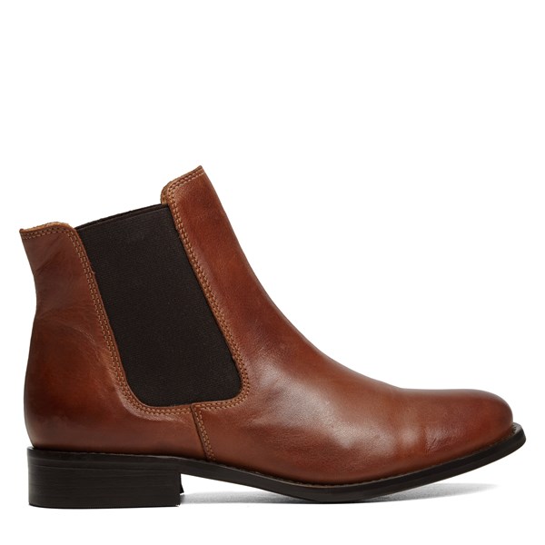 flat cognac boots